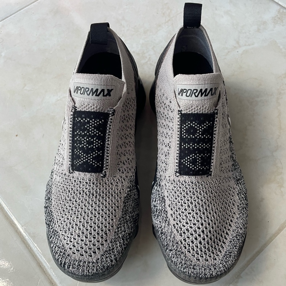 Wmns Nike Air VaporMax Moc 2 Moon Particle